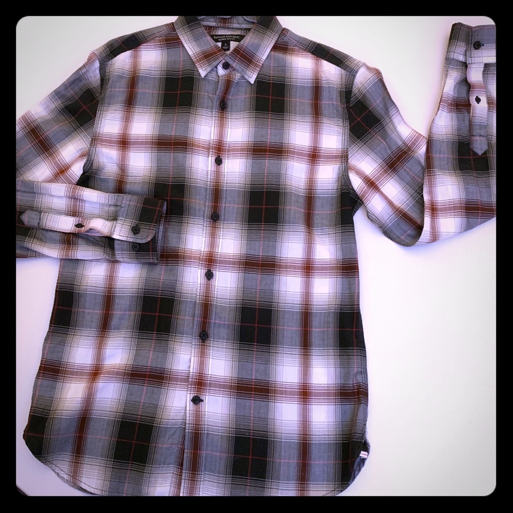 Banana Republic tailored slim fit dress shirt